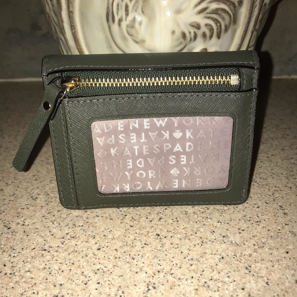 Kate spade wallet - Picture 2 of 5